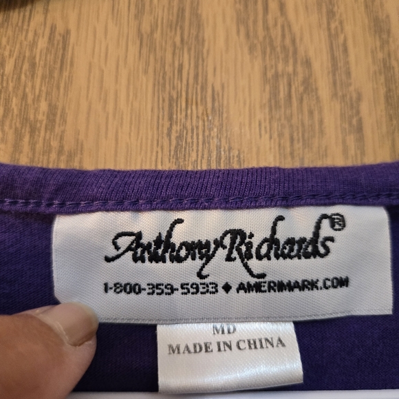 Pretty purple long sleeve cotton top. Great condition. Size medium/large. - Picture 5 of 5